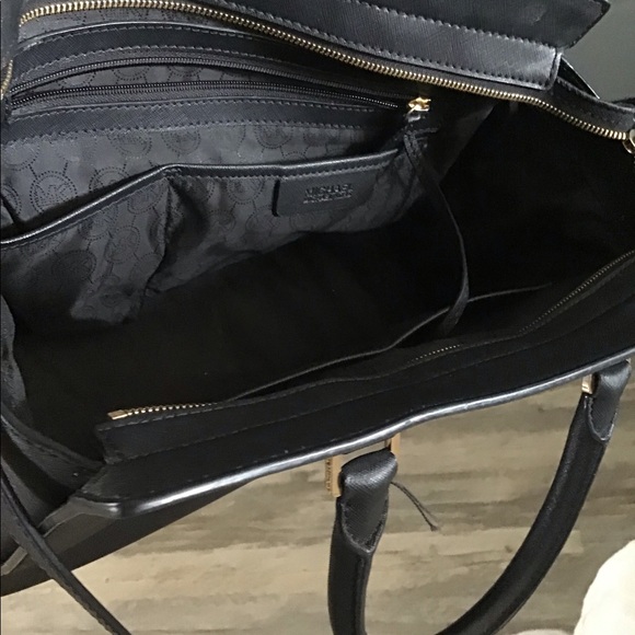 Michael kors bag - Picture 5 of 7